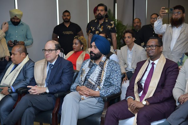 देश-विदेश के प्रतिनिधियों ने दिल्ली प्रेस कॉन्फ्रेंस में ‘शौंकी सरदार’ को सराहा